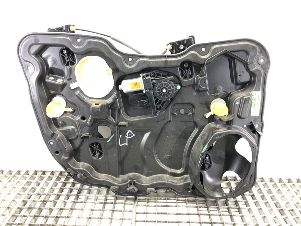 [STARK-687061] Elevador ventanilla delantero izquierdo Jeep Cherokee (KL) 2013-2022