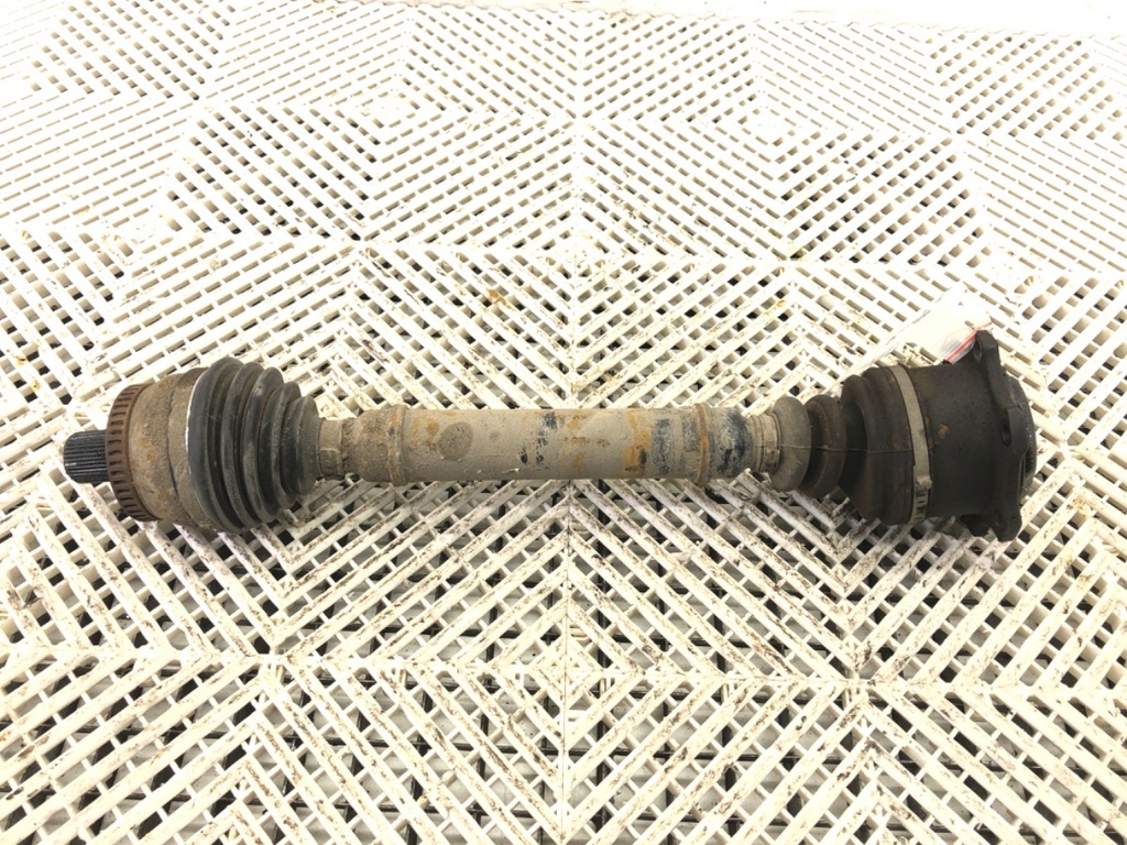 [STARK-692735] Semieje delantero izquierdo VW Passat B5 Variant (3B5) 2.5 TDI Syncro/4motion 1998-2000
