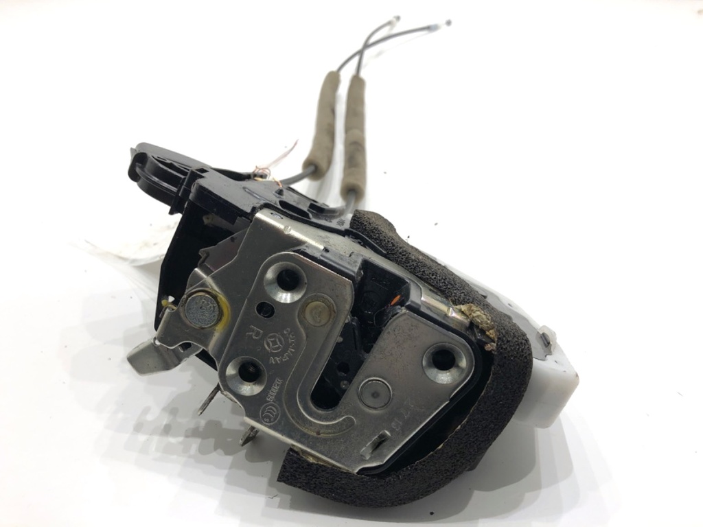 [STARK-781714] Cerradura de puerta delantera derecha NISSAN LEAF (ZE0) 2010-2022