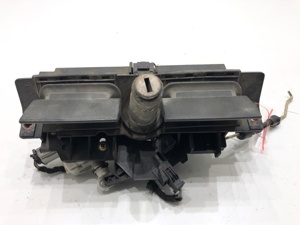 [STARK-784076] Manilla de portón trasero AUDI A6 C5 (4B2) 1997-2005