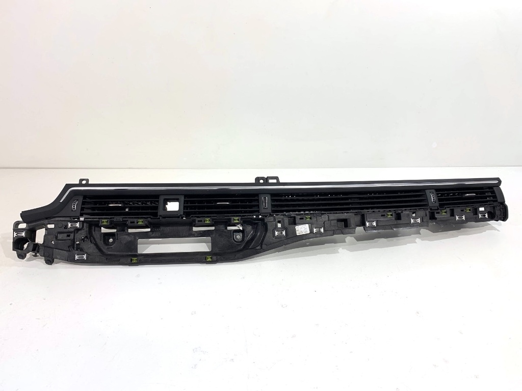 [STARK-788229] Rejilla de admisión de aire frontal Audi A4 B9 Avant (8W5, 8WD) 2015-2025