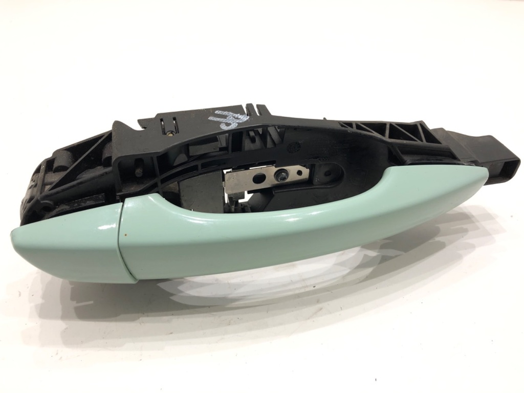 [STARK-794110] Manilla exterior de puerta derecha delantera CITROEN C3 III (SX) 2016-2024