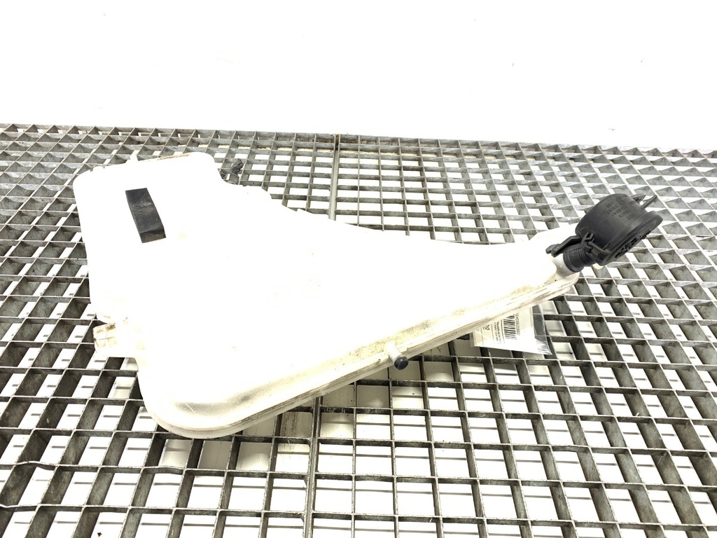 [STARK-803410] Depósito de líquido limpiaparabrisas BMW Serie 3 (F30, F80) 2011-2018