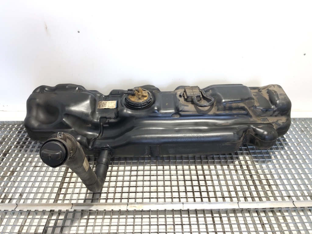 [STARK-782707] Depósito de combustible MERCEDES-BENZ SPRINTER 3-t Skrzynia (B906) 2006-2022