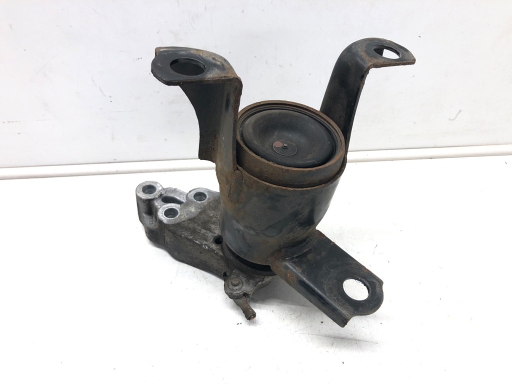 [STARK-494871] Soporte de motor izquierdo MAZDA 2 (DE_, DH_) 2007-2015 1.3 63kW