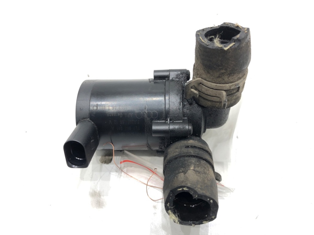 [STARK-663362] Bomba de agua auxiliar VW Touareg (7LA, 7L6, 7L7) 2002-2013 5.0 V10 TDI
