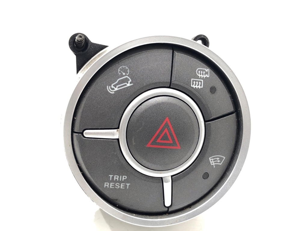 [STARK-781262] Interruptor de luces de emergencia SsangYong Kyron 2005-2022