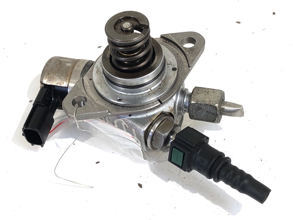 [STARK-748324] Bomba de alta presión Renault Megane III Grandtour 1.2 TCe 85 kW 116 CV 166304016R
