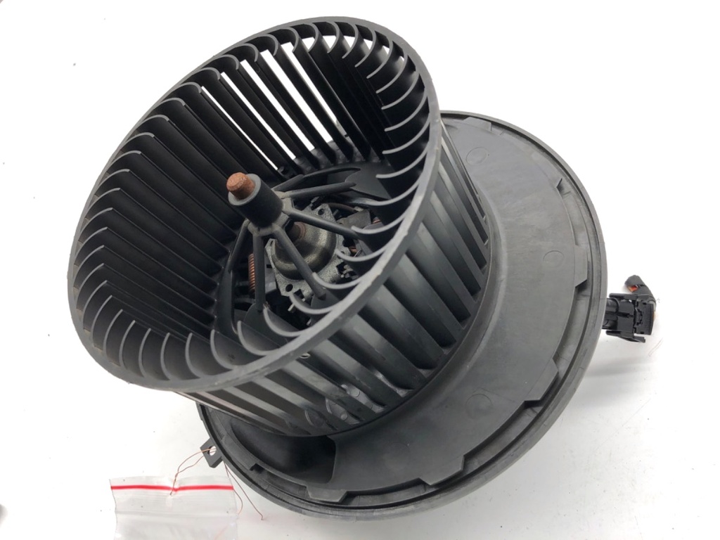 [STARK-866174] Ventilador de admisión de aire Mercedes-Benz Clase A (W169) 2004-2012