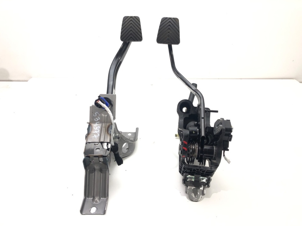 [STARK-534377] Pedal HYUNDAI i30 (PDE, PD, PDEN) 1.5 81 kW 2020-2022