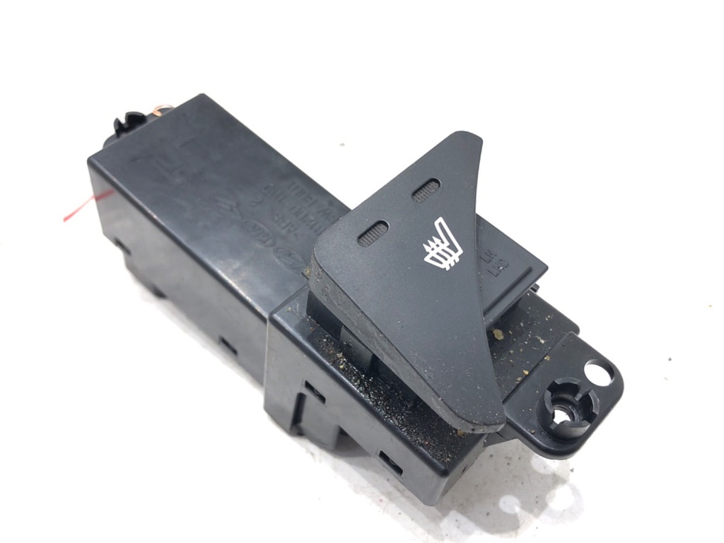 [STARK-619187] Interruptor de calefacción de asientos KIA Sportage III (SL) 2009-2022