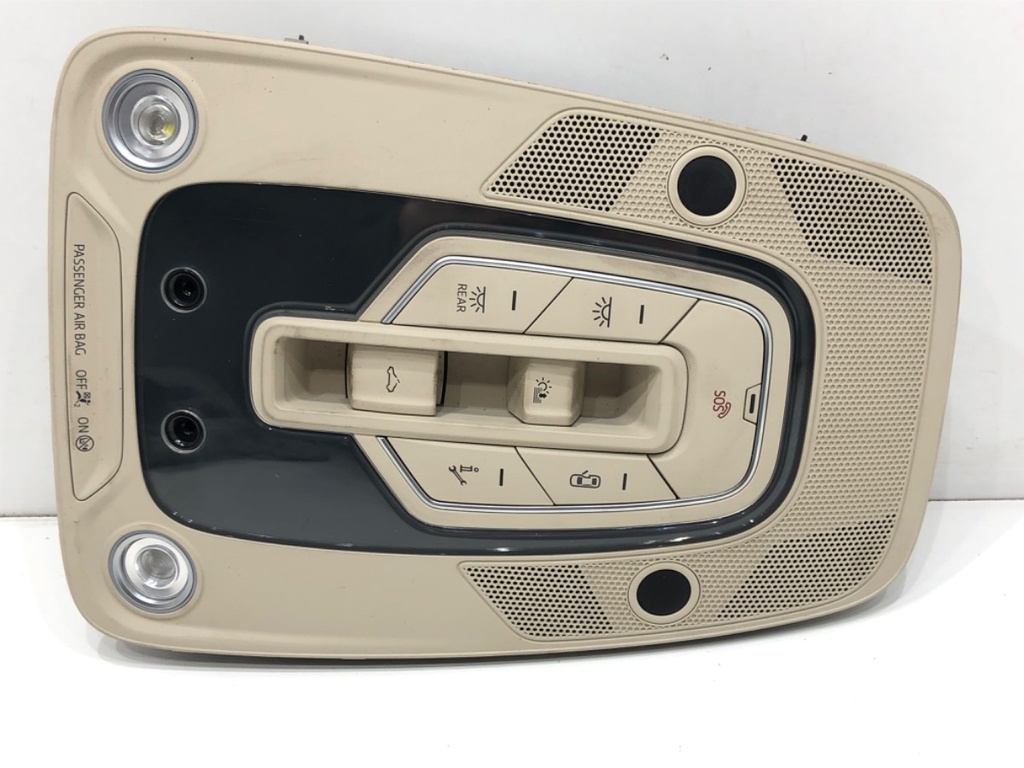 [STARK-682428] Lámpara de techo para Audi Q7 (4MB, 4MG) 2015-2022 5Q0951177