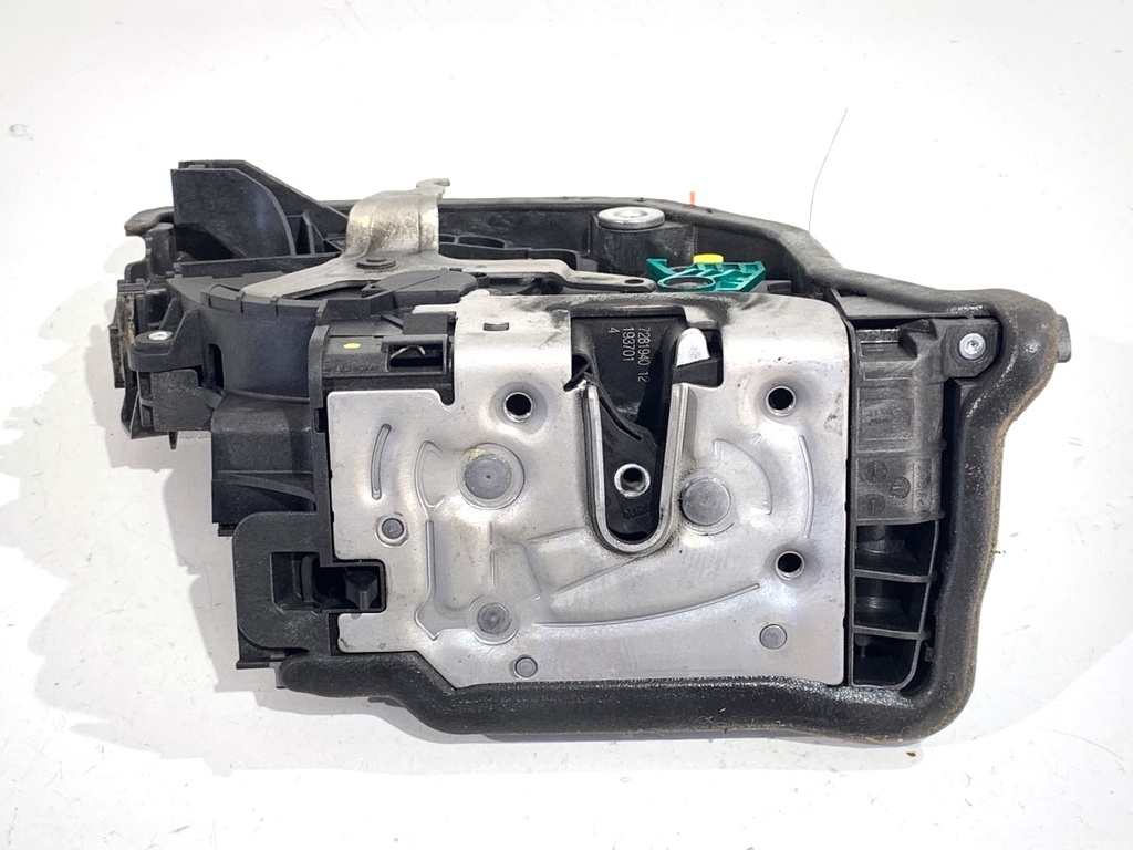 [STARK-789274] Cerradura de puerta trasera derecha BMW X2 (F39) 2017-2022