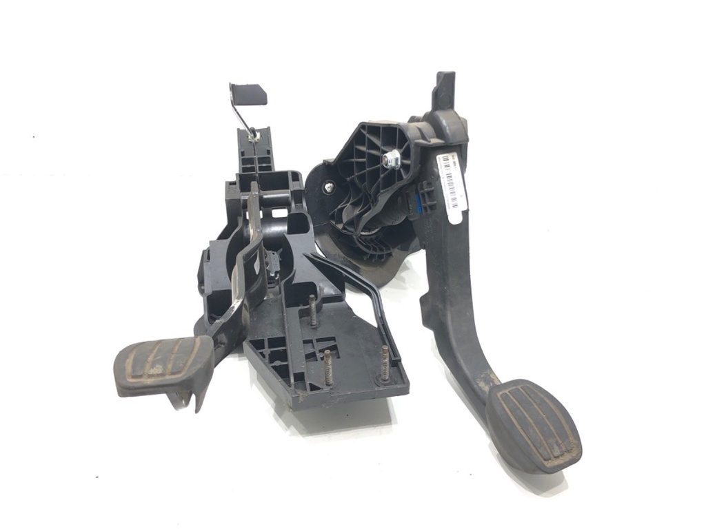 [STARK-801024] Pedales Peugeot Partner K9 1.5 BlueHDi 2018-2022