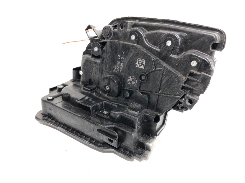 [STARK-801434] Cerradura de puerta trasera derecha BMW 5 (G30, F90) 2016-2022