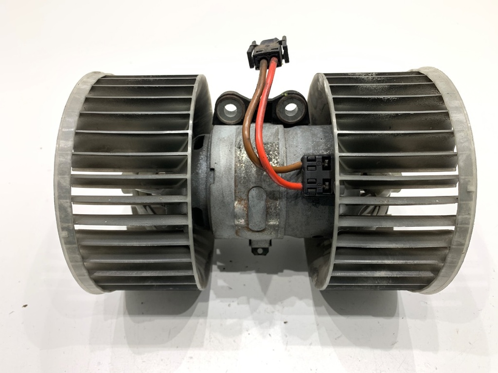 [STARK-802185] Motor del ventilador de admisión BMW X3 (E83) 2.0 d 2004-2007