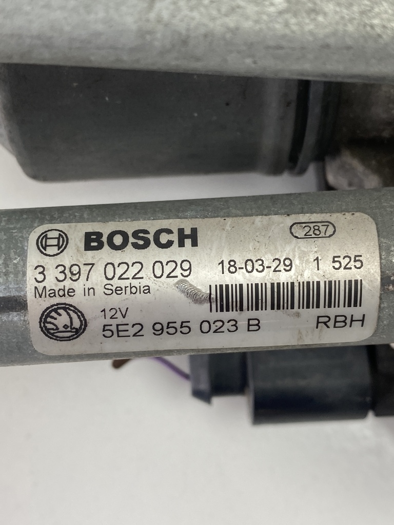 [EPE-101158] Motor de limpiaparabrisas delantero Skoda Octavia III