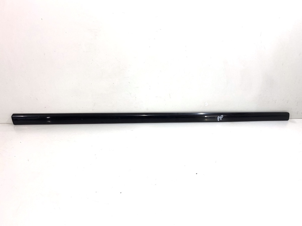 [STARK-804223] Forro de puerta delantero derecho Audi A4 B7 Avant (8ED) 2004-2008