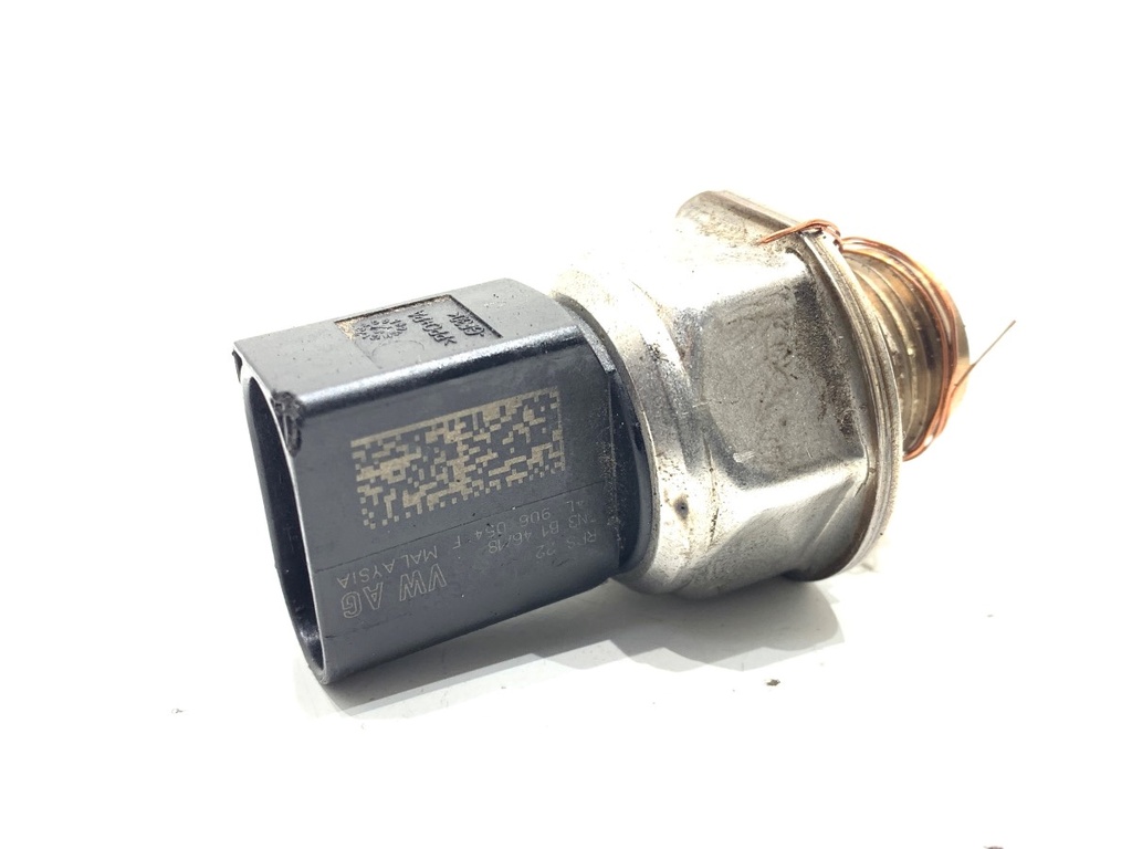 [STARK-812382] Sensor de presión de combustible Audi Q8 (4MN) 2018-2022 50 TDI Mild Hybrid