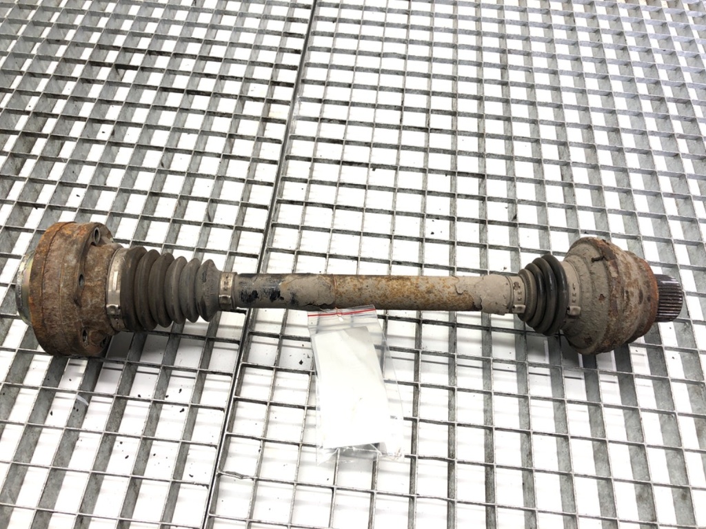 [STARK-818863] Eje trasero derecho para Audi A8 D4 (4H2, 4H8, 4HC, 4HL) 2009-2018