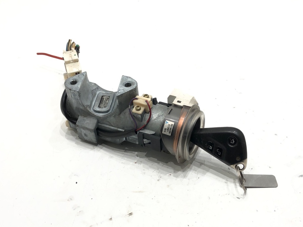 [STARK-819046] Soporte de vaso SUBARU LEGACY IV (BL) 2.0 AWD (BL5) 2005-2009