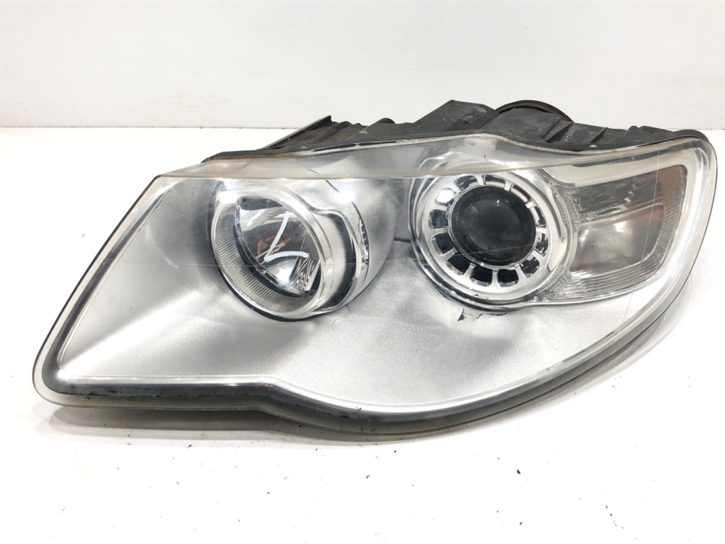 [STARK-662395] Faros delanteros izquierdos VW Touareg (7LA, 7L6, 7L7) 2002-2013