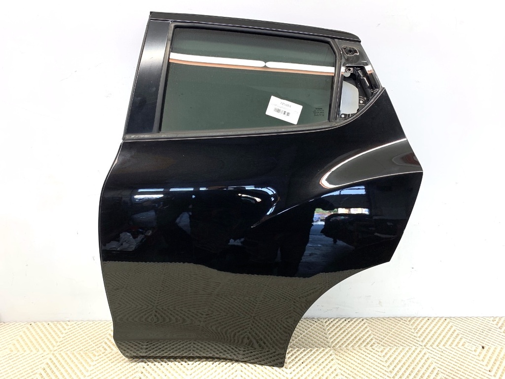 [STARK-785084] Puerta trasera izquierda Nissan Juke (F15) 2010-2022