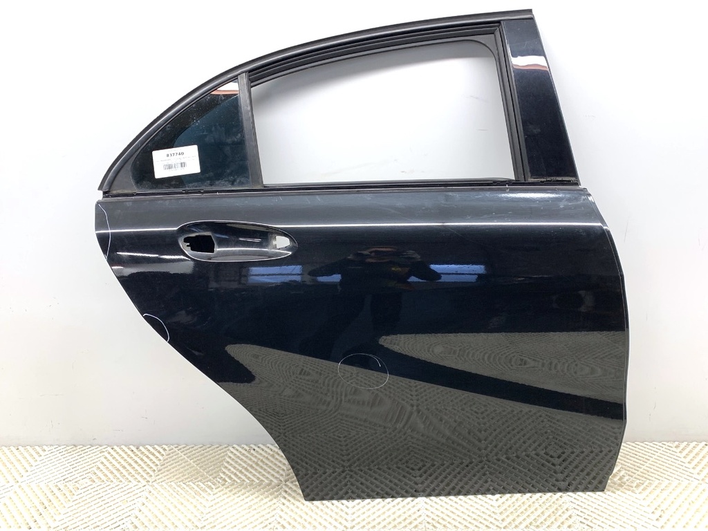 [STARK-837740] Puerta trasera derecha Mercedes-Benz Clase A (W176) 2012-2018