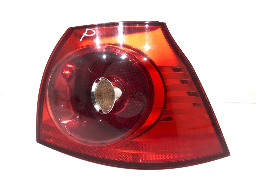 [STARK-822954] Piloto trasero derecho VW Golf V (1K1) 2003-2010