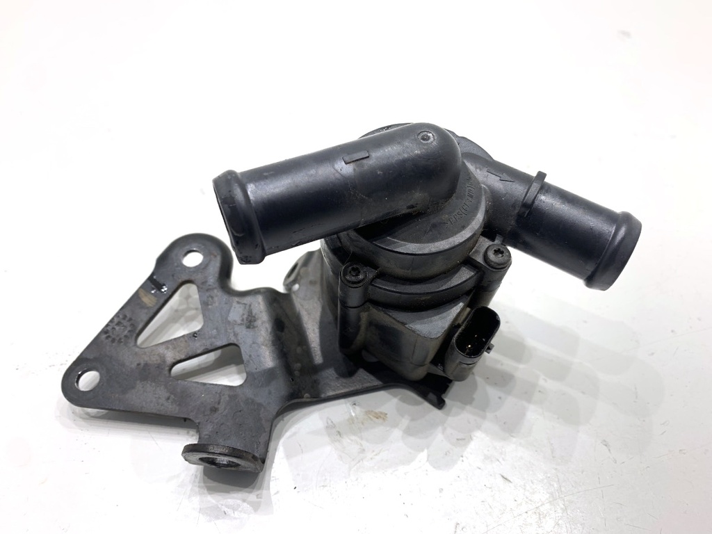 [STARK-824847] Bomba de agua adicional AUDI A6 C7 Avant (4G5, 4GD) 2011-2018