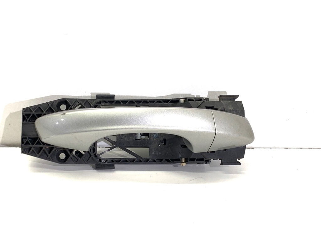 [STARK-825309] Manilla exterior puerta delantera derecha VW Golf VII Variant 2013-2022