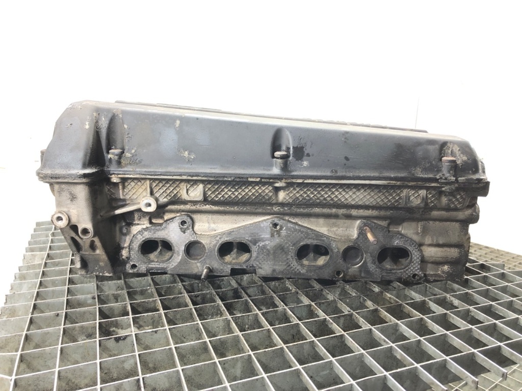 [STARK-688500] Culata SAAB 9-5 Kombi (YS3E) 2.3 Turbo 1999-2001