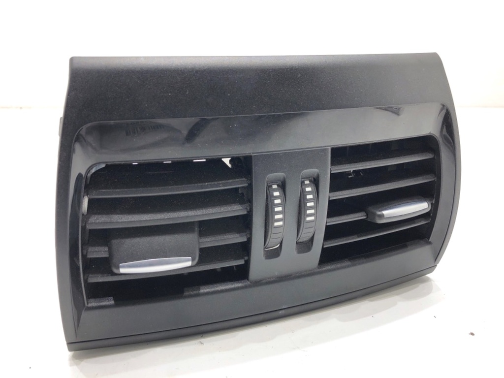 [STARK-826603] Rejilla de ventilación trasera BMW X6 F16/F86 (2014-2019) OE 9252012