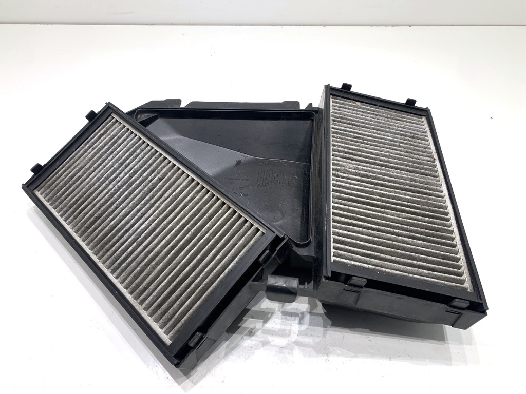 [STARK-827427] Caja de filtro de aire BMW X6 (F16, F86) 2014-2019