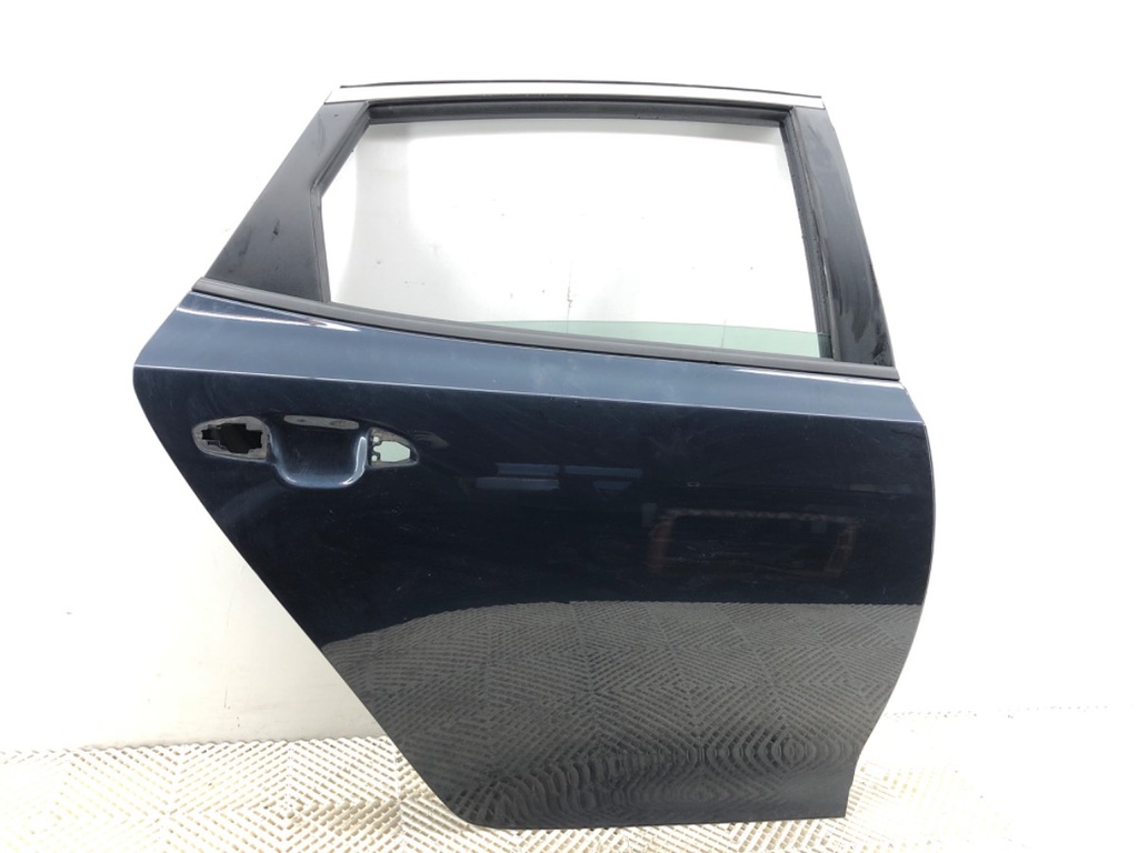 [STARK-795821] Puerta trasera derecha KIA OPTIMA (JF) 1.7 CRDi 104 kW 2015-2022