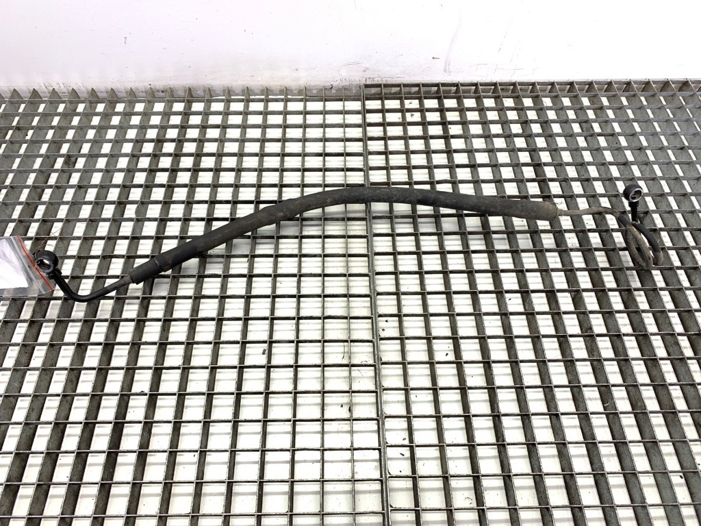 [STARK-835300] Manguera de dirección asistida AUDI A4 B6 (8E2) 2.0 gasolina 2000-2005
