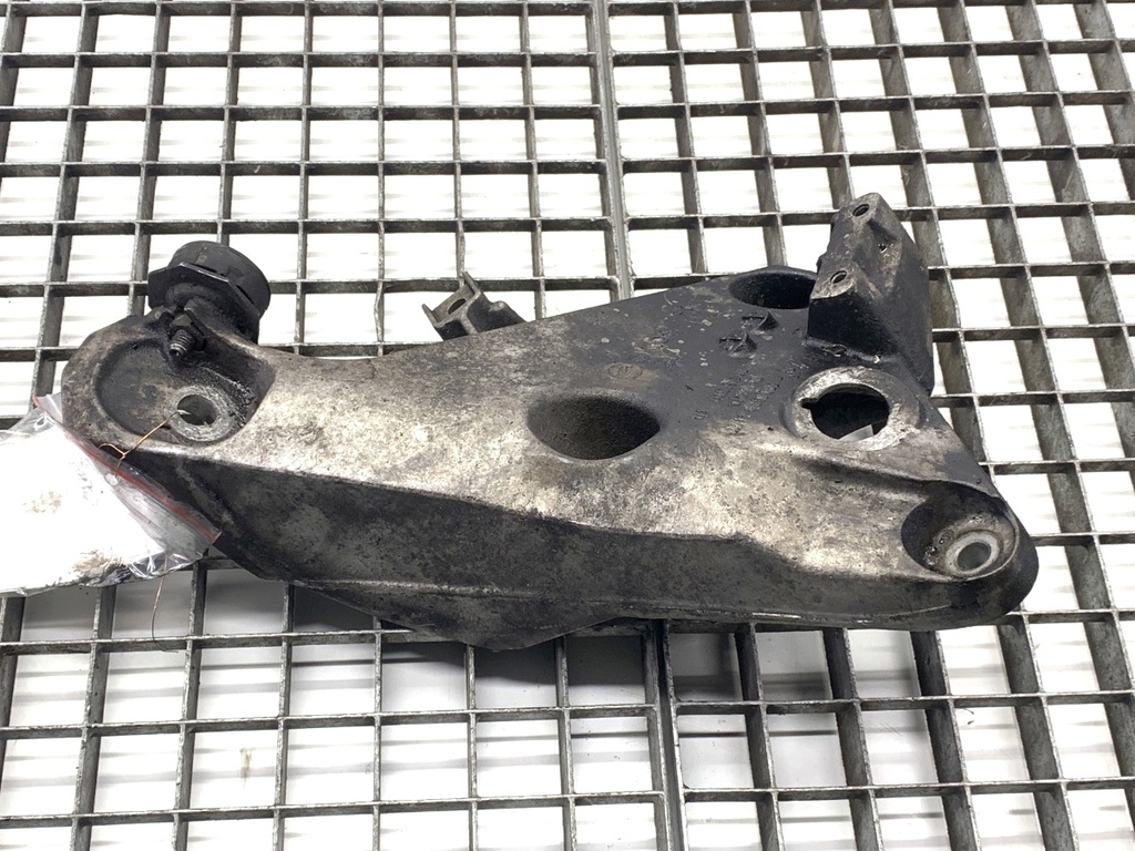 [STARK-837944] Soporte de motor BMW X6 (F16, F86) 2014-2019