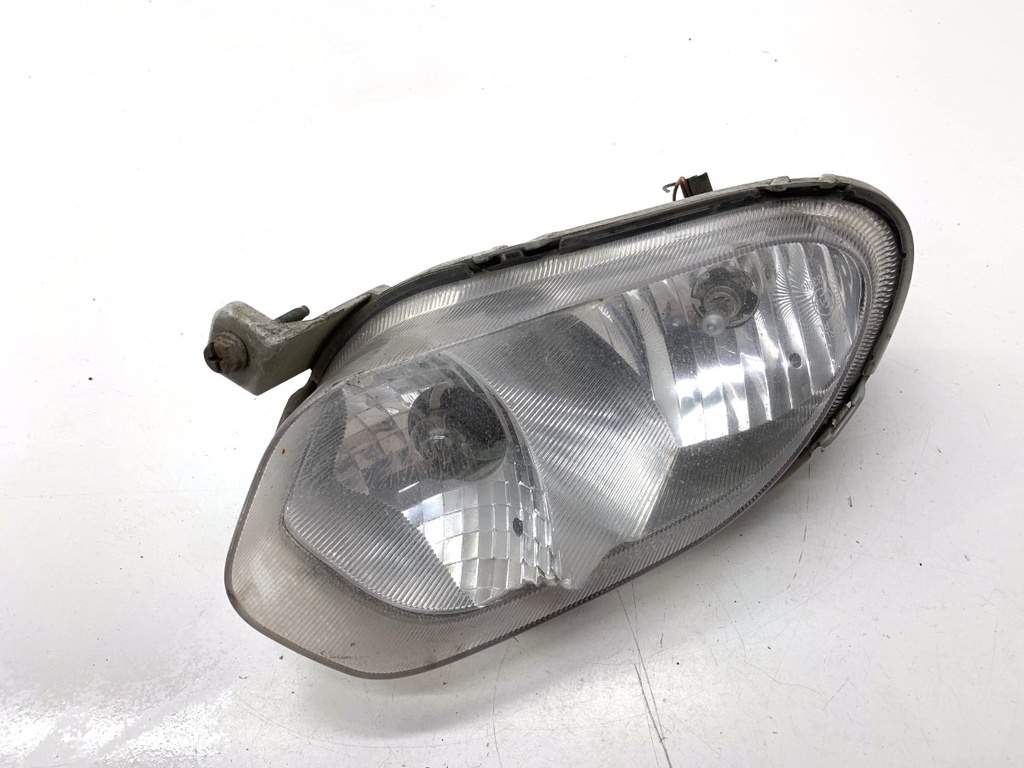[STARK-838503] Faro derecho halógeno Kia Cee'd Sportswagon JD 2012-2018