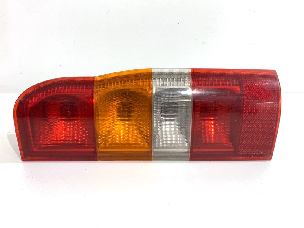 [STARK-840339] Piloto trasero derecho Ford Transit Autobus 2000-2006