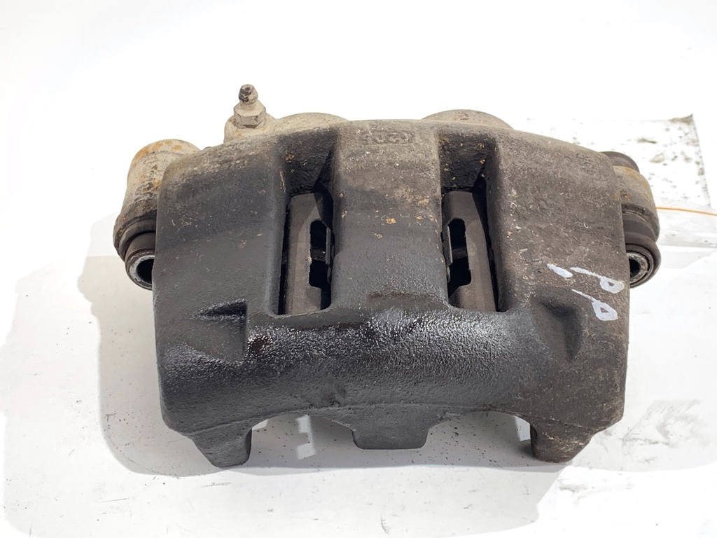 [STARK-841445] Pinza de freno delantera derecha OPEL Movano A Autobus (X70) 2.5 DTI (JD) 84 kW 2001-2022