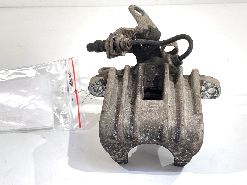 [STARK-844694] Pinza de freno trasera derecha VW Golf V (1K1) 2.0 TDI 103 kW 2004-2008