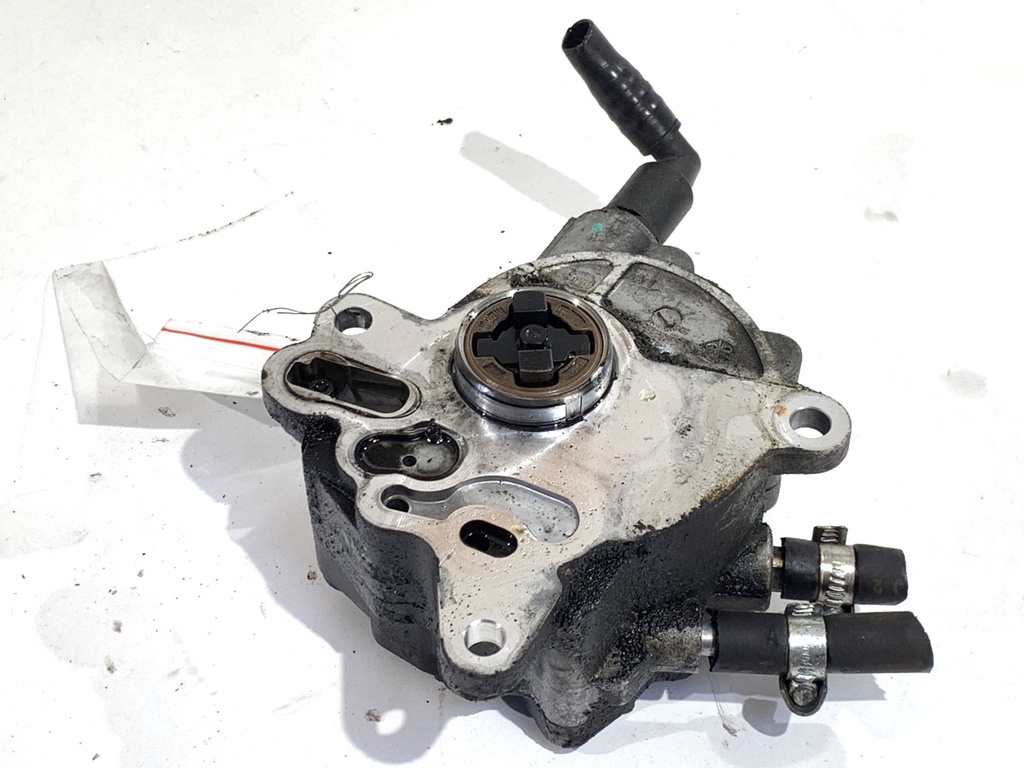 [STARK-844717] Bomba de vacío VW Golf V (1K1) 2.0 TDI 103 kW 2004-2008