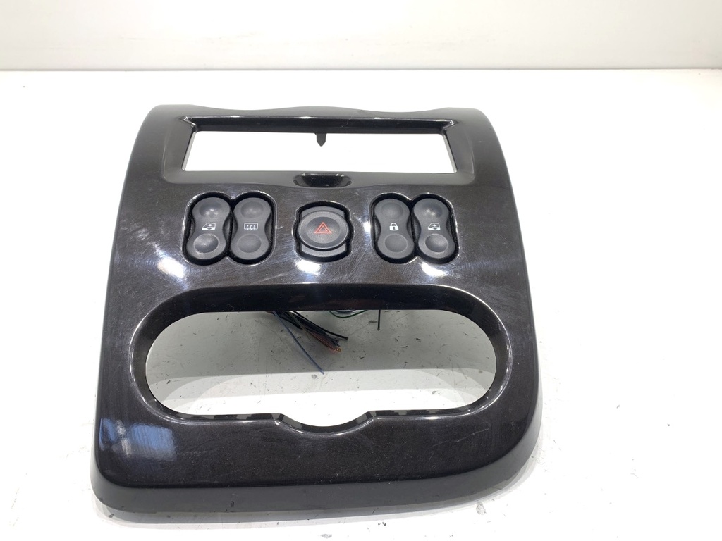 [STARK-851084] Interruptor de elevalunas Dacia Duster (HS_) 2010-2018 1.5 dCi
