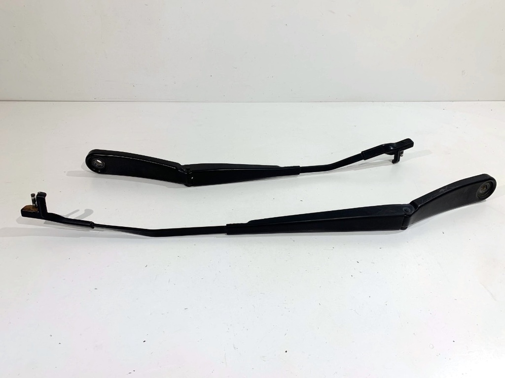 [STARK-856640] Brazo limpiaparabrisas delantero BMW X3 (F25) 2010-2017 xDrive 30d