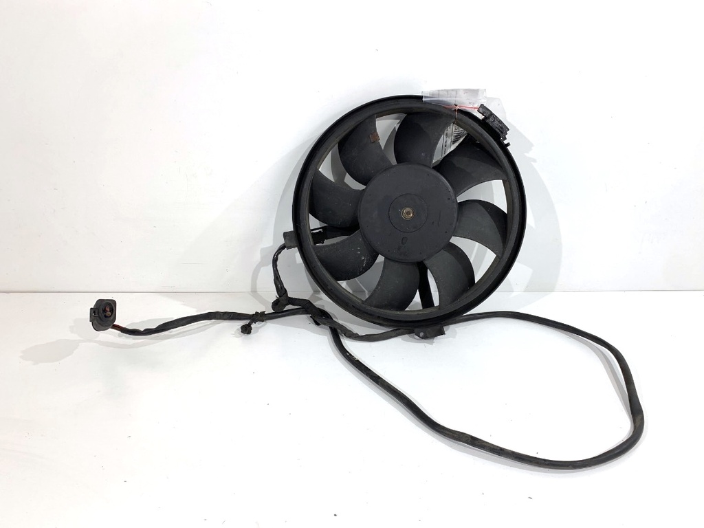 [STARK-858715] Ventilador de aire acondicionado SKODA SUPERB I (3U4) 2001-2008 1.9 TDI 96 kW