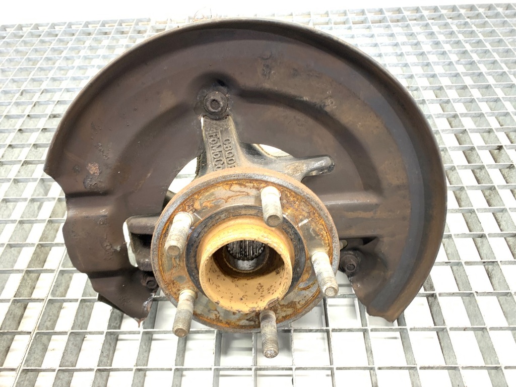 [STARK-862977] Cubo de rueda delantero derecho Ford Focus III Turnier 2010-2022