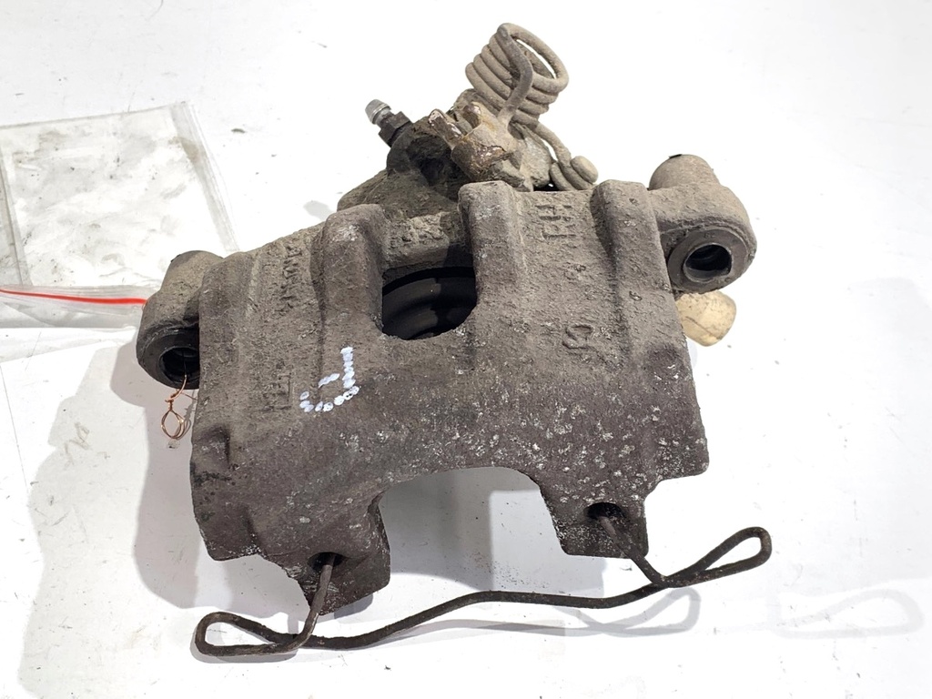 [STARK-864196] Pinza de freno trasera derecha Ford Grand C-MAX (2010-2019)