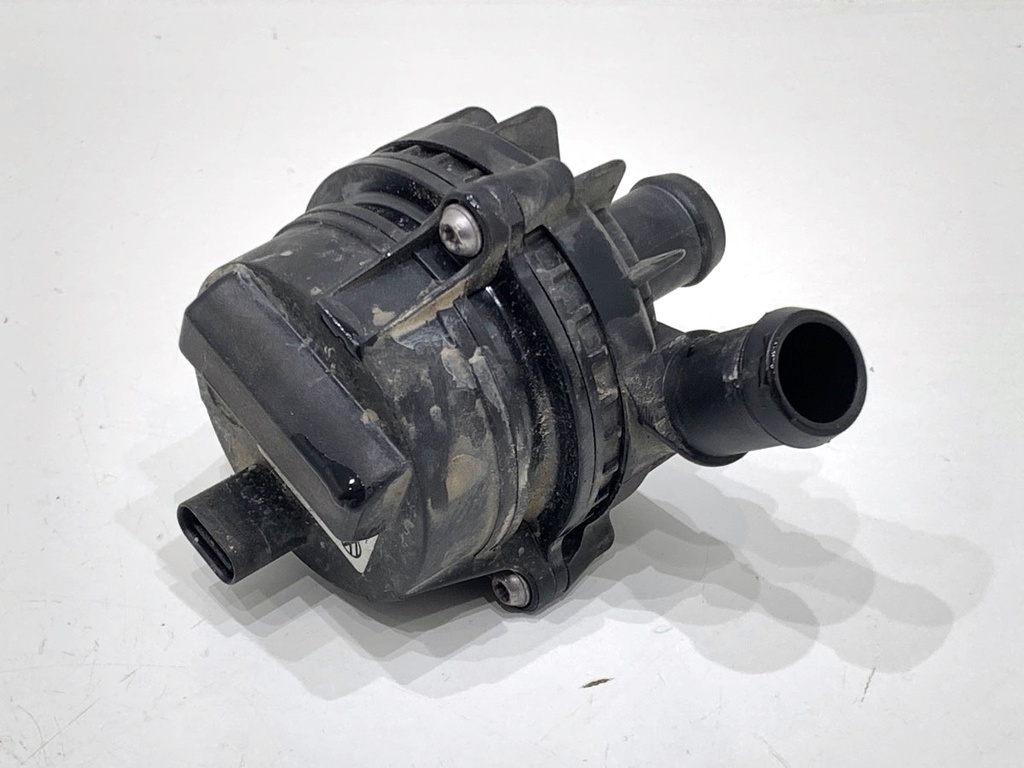 [STARK-865110] Bomba de agua adicional para AUDI Q4 Sportback (F4N) 2021-2022