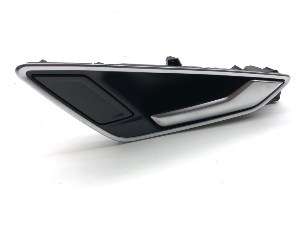 [STARK-865109] Tirador interior de puerta delantero derecho Audi Q4 Sportback (F4N) 2021-2022