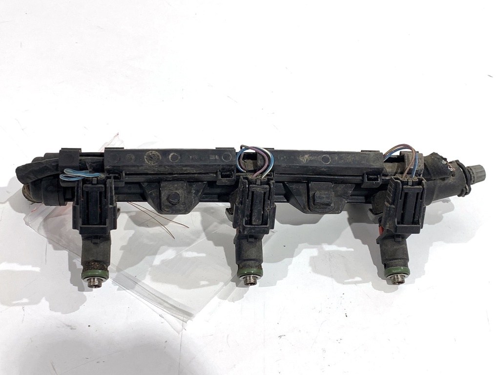 [STARK-867469] Colector de combustible VW Polo V (6R1, 6C1) 1.2 gasolina 44 kW (60 CV) 2009-2022
